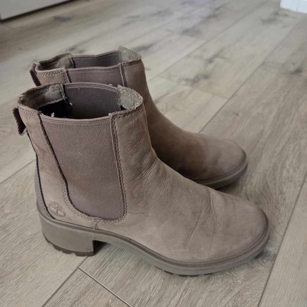 Timberland Women's Taupe Leather Chelsea Ankle Boots
